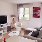 Maison De Camp. Plain-pied Avec Jardin, 2 Chambres, Terrasse Couverte, Proche Gerardmer Et Saint-die - Fr-1-589-386 *