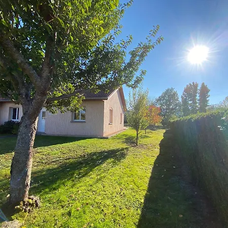 Maison De Camp. Plain-pied Avec Jardin, 2 Chambres, Terrasse Couverte, Proche Gerardmer Et Saint-die - Fr-1-589-386 *