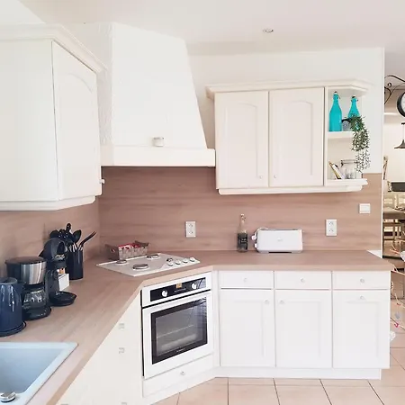 Maison De Camp. Plain-pied Avec Jardin, 2 Chambres, Terrasse Couverte, Proche Gerardmer Et Saint-die - Fr-1-589-386 Kır Evi