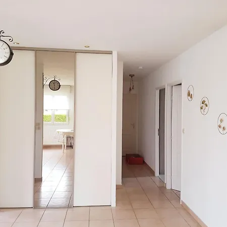 Maison De Camp. Plain-pied Avec Jardin, 2 Chambres, Terrasse Couverte, Proche Gerardmer Et Saint-die - Fr-1-589-386