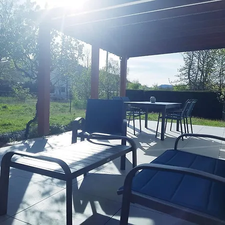 Maison De Camp. Plain-pied Avec Jardin, 2 Chambres, Terrasse Couverte, Proche Gerardmer Et Saint-die - Fr-1-589-386 בית נופש Saint-Léonard