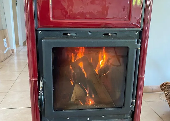 Maison De Camp. Plain-pied Avec Jardin, 2 Chambres, Terrasse Couverte, Proche Gerardmer Et Saint-die - Fr-1-589-386 *