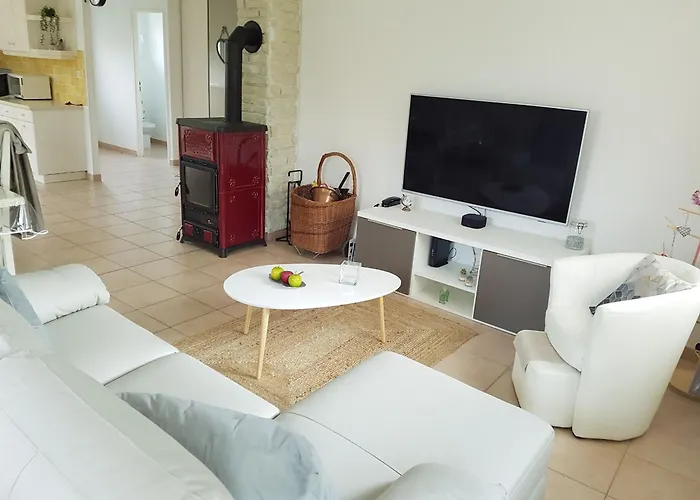 Maison De Camp. Plain-pied Avec Jardin, 2 Chambres, Terrasse Couverte, Proche Gerardmer Et Saint-die - Fr-1-589-386 * Saint-Leonard (Vosges)